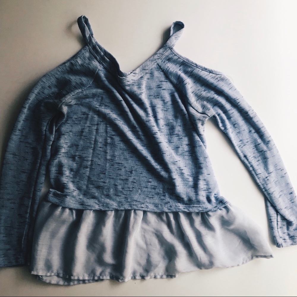 Should cut-off top with ruffle detail